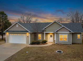 1581 S Berkley Dr, Columbia, MO 65201