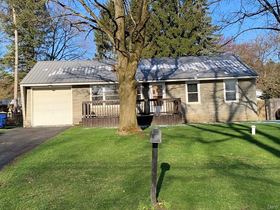 1st image of 202 Camillus Dr