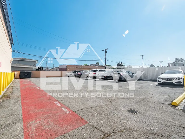 428 N Poplar Ave — Photo 11