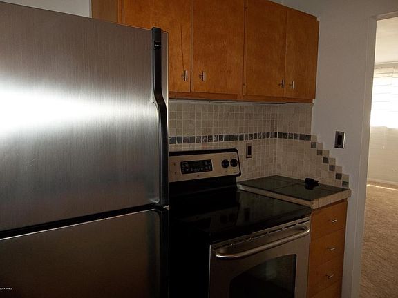 5th image of 814 N 82nd St APT G109