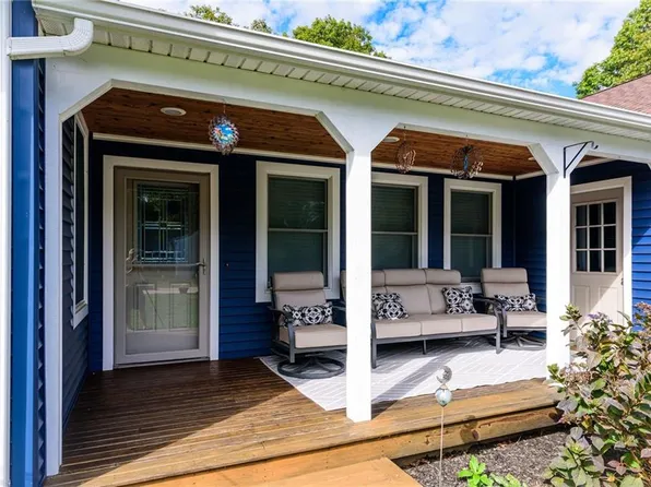 45 Elizabeth Cooper Dr, Charlestown, RI 02813