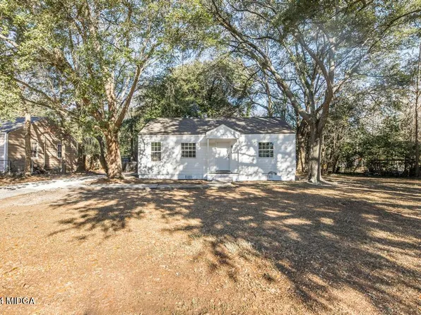 301 Diggs Blvd, Warner Robins, GA 31093