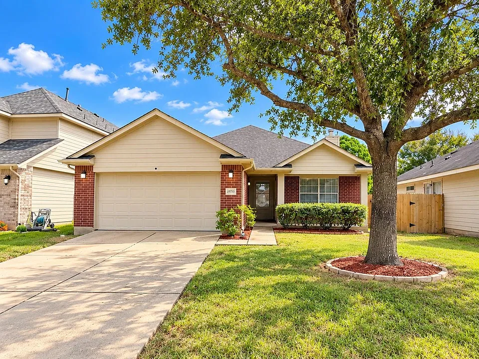 19750 River Pointe Ln