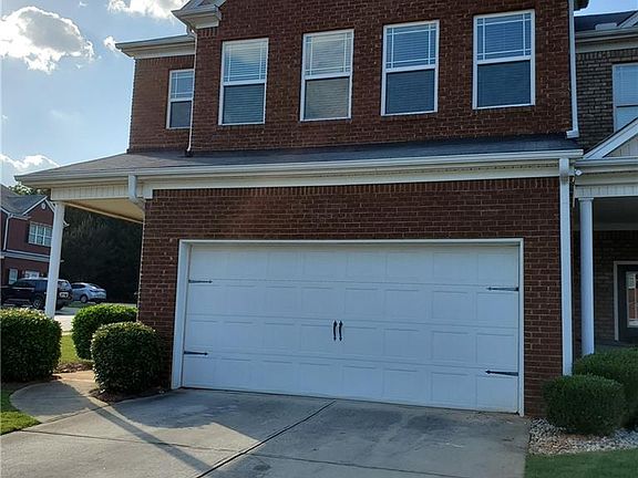 2nd image of 232 Greenview Ln