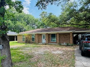 9612 Wilkerson Cir, Moss Point, MS 39562