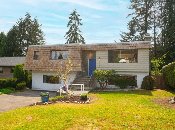 4057 Violet St, North Vancouver, BC V7G 1E4