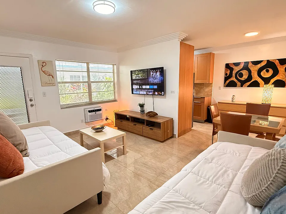 650 Pennsylvania Ave #2