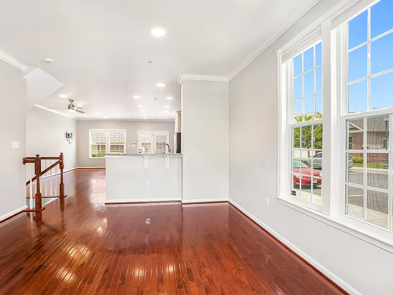 22764 Autumn Breeze Ave — Photo 9