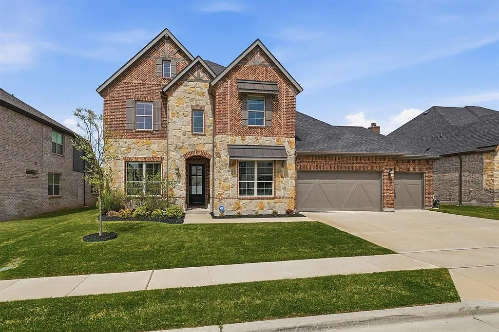 4 bed, 3192 sqft, $3,400 — Photo 1
