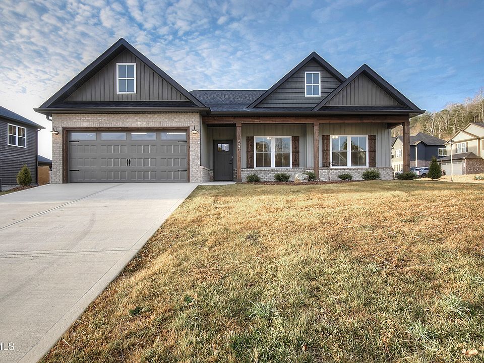 1st image of 547 Catalina Ct