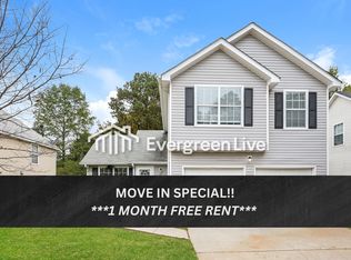 5484 Sapphire Cir, Ellenwood, GA 30294