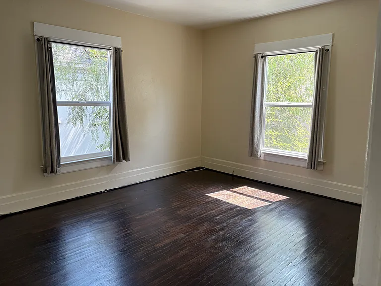 304 S Oak Knoll Ave #304 — Photo 4