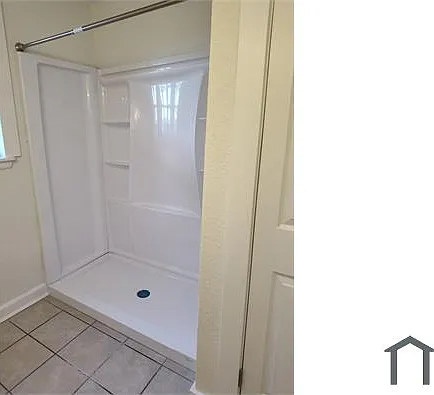 1344 W Agarita Ave — Photo 7