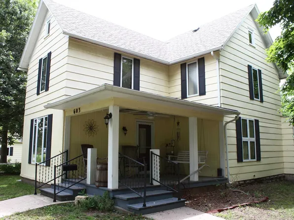 603 E Monroe St, Sterling, KS 67579