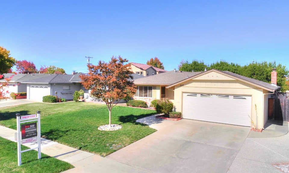 1st image of 6447 Canterbury Ct