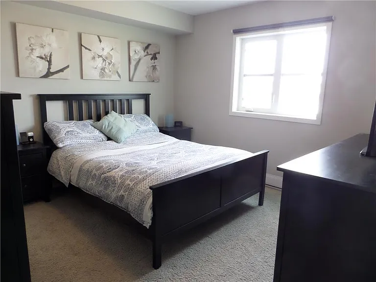 670 Hugo St S #202 — Photo 10