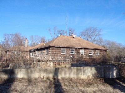 36 Deer Path Road, Central Islip, NY, 11722