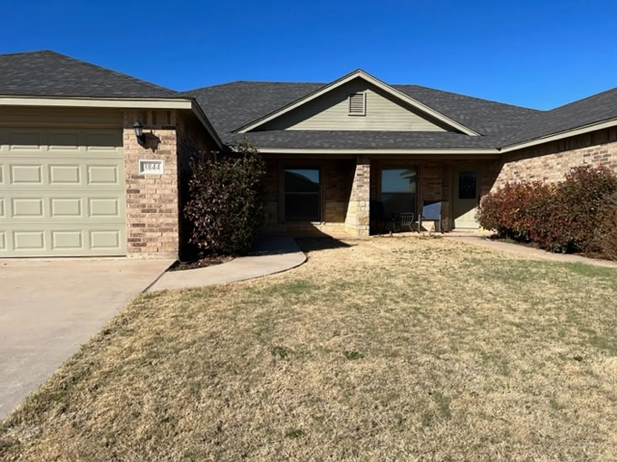 Building Photo - 3844 Carrera Ln