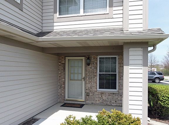 3rd image of 1974 Persimmon Ct #30C