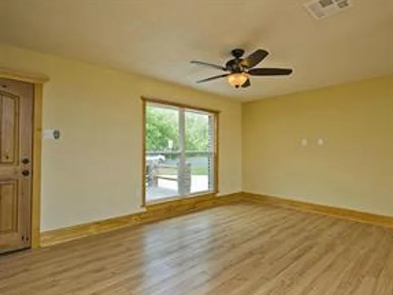 5333 Westminster Dr — Photo 3