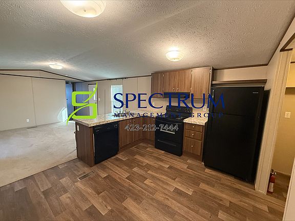 2nd image of 2876 Democrat Rd