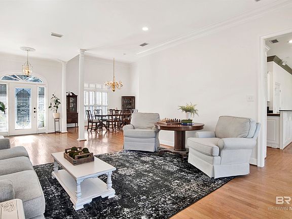 4th image of 30578 Middle Creek Cir