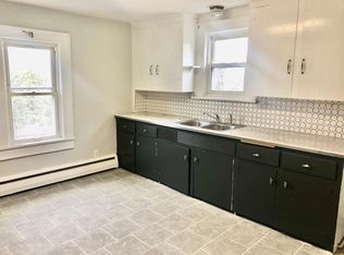 1001 State Route 307 APT 2, Moscow, PA 18444