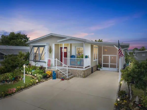 733 Hyacinth Circle, Barefoot Bay, FL 32976