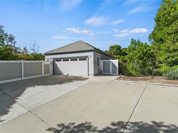 9 Misty Creek Ln, Laguna Hills, CA 92653