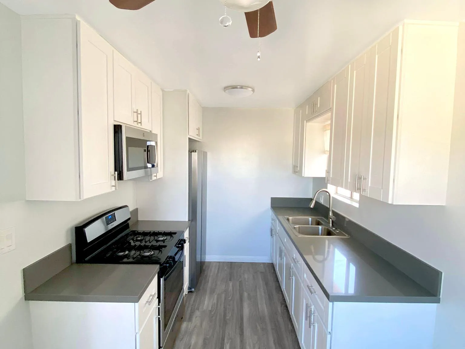 641 W 13th St — Photo 1
