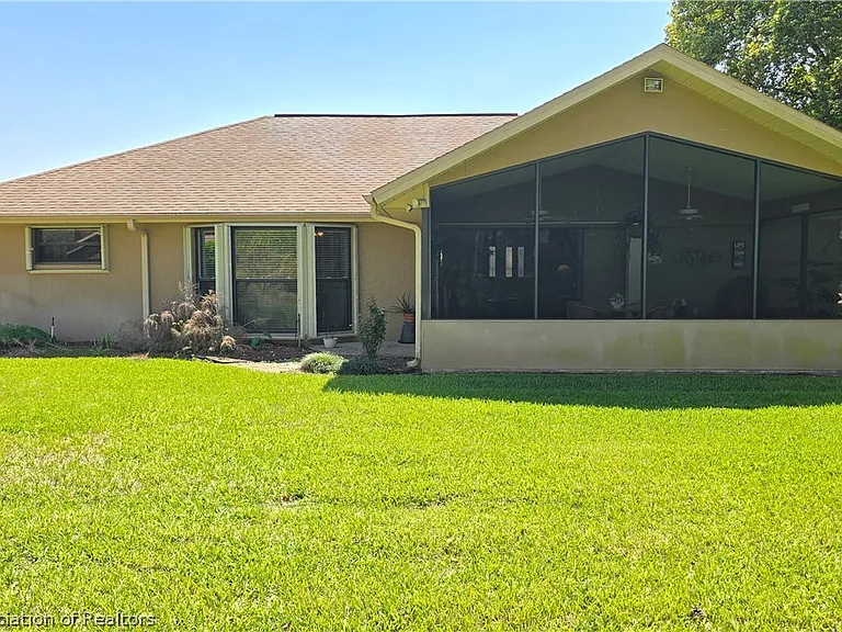 4402 Duffer Loop — Photo 2