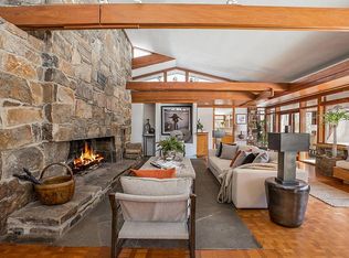 23 Dogwood Ln, Westport, CT 06880