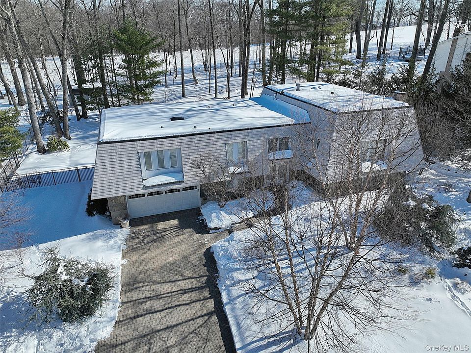 1st image of 15 Windgate Drive