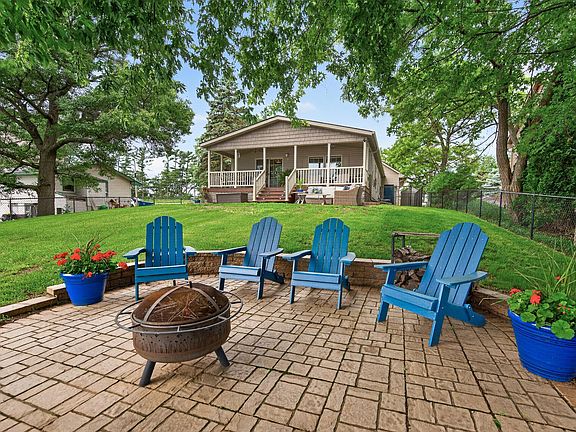4th image of 26521 Fremont Dr