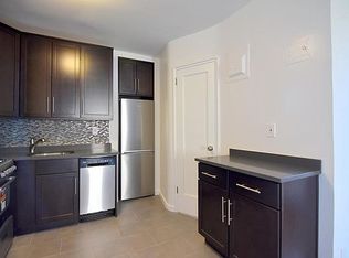 125 Christopher St APT 3F, New York, NY 10014
