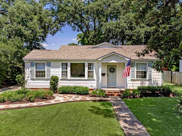 4145 Floyd Dr, Baton Rouge, LA 70808