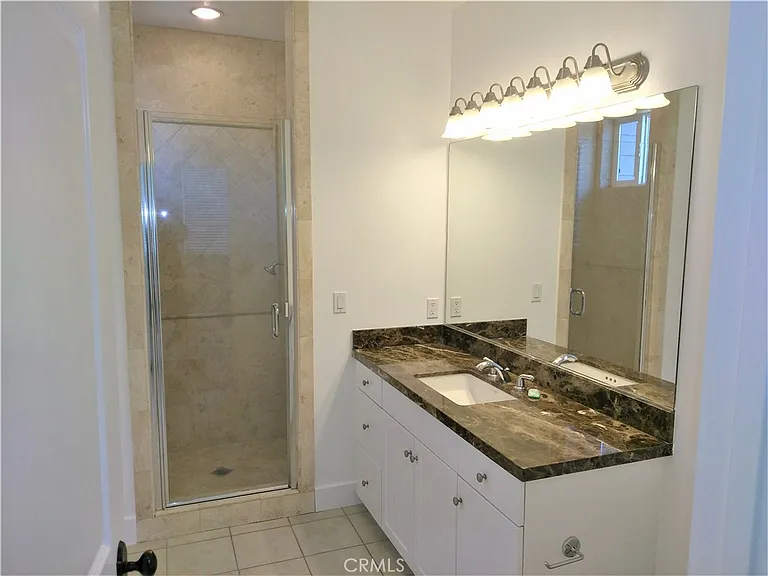 6300 Honolulu Ave #101 — Photo 21