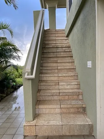 Studio, 698 sqft, $2,400 — Photo 2
