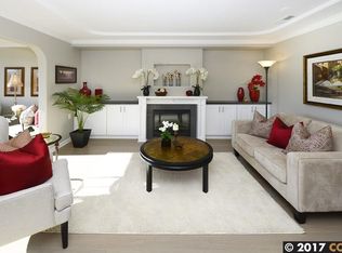 2133 Golden Rain Rd APT 6, Walnut Creek, CA 94595