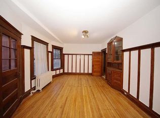 3228 146th St, Flushing, NY 11354