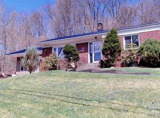 964 Vallamont Dr, Williamsport, PA 17701