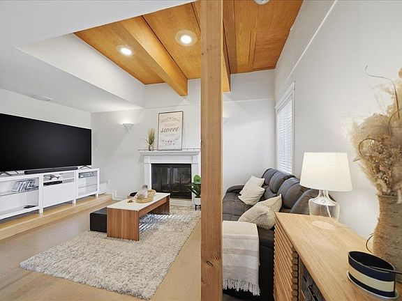 4th image of 7694 Buller Ave