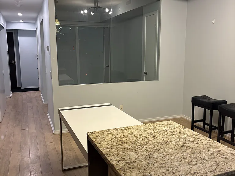 197 Yonge St #2503 — Photo 12