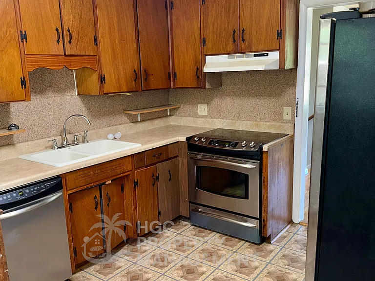 5 Castlewood Dr — Photo 5