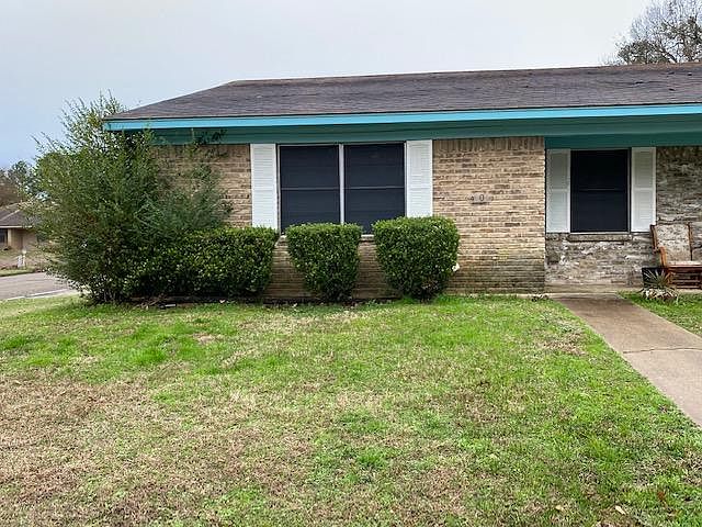 1st image of 400 Tammy Lynn Dr #A