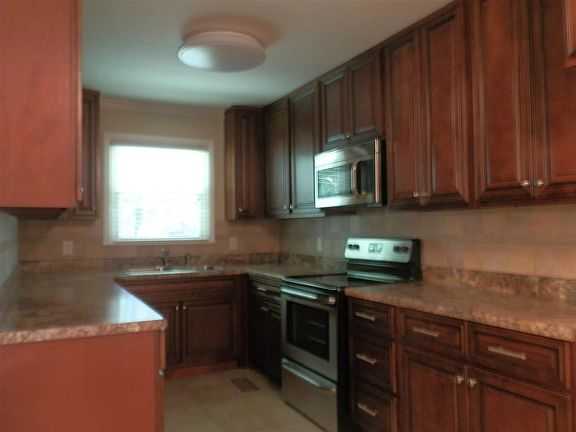 4th image of 145 Lawler Dr
