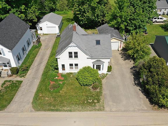 3rd image of 9 Hill Ave
