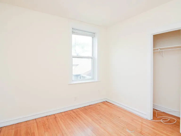 3042 W Wellington Ave #3 — Photo 14