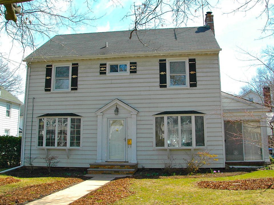 1st image of 45 E Poplar St