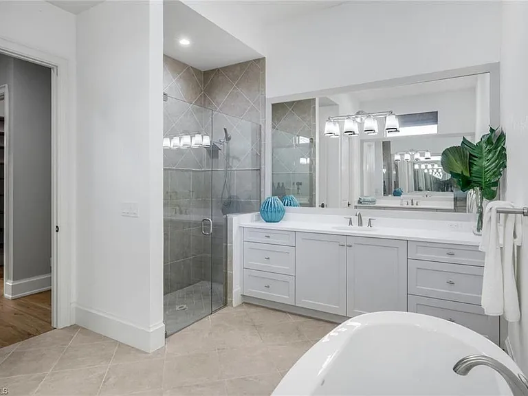 16448 Talis Park Dr — Photo 22